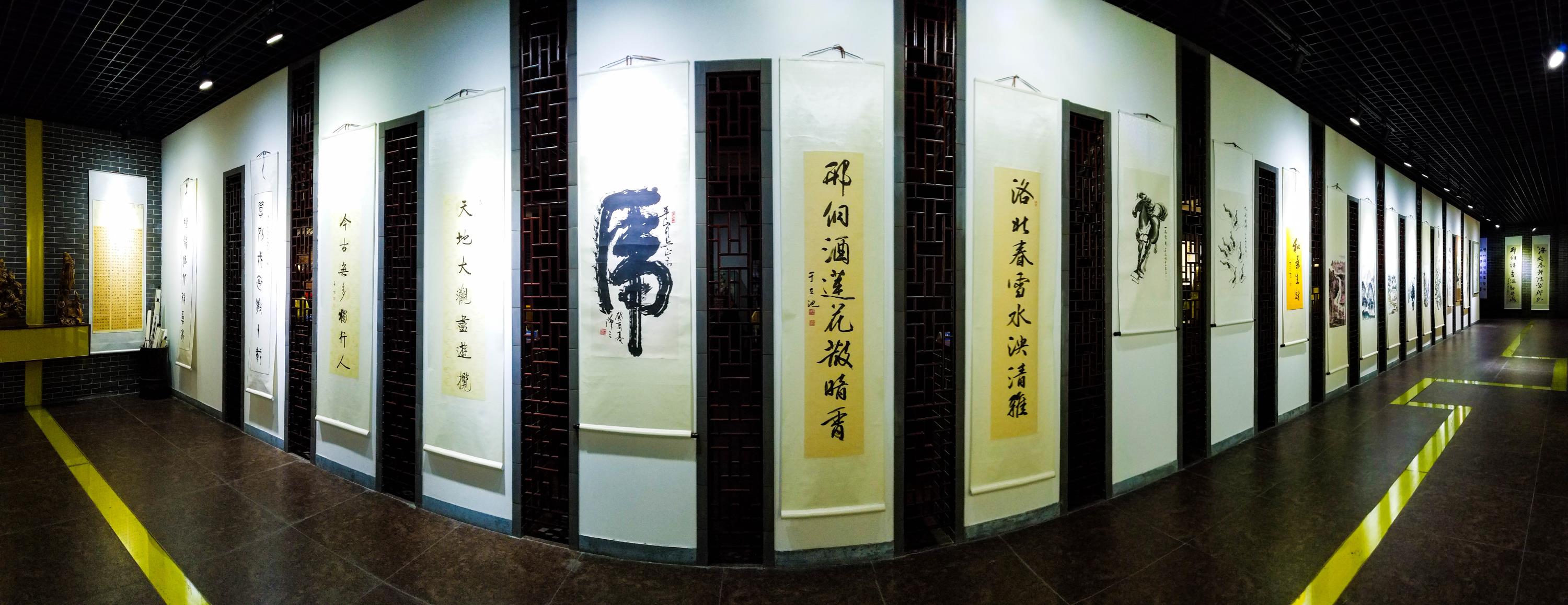 網(wǎng)站用書畫長廊.jpg